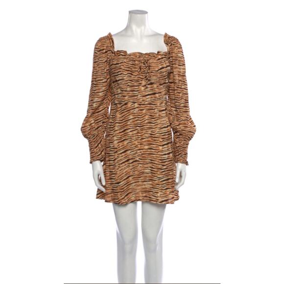 Faithfull The Brand Animal Print Dress Smocked Back And Sleeves Side Zip Size 8 - Picture 1 of 6